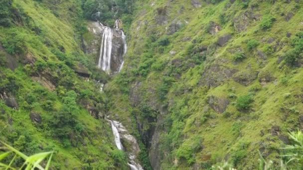 Kalpa Kinnaur District Diepe Dalen Bergbeken Stromen Binnen Himachal Pradesh — Stockvideo