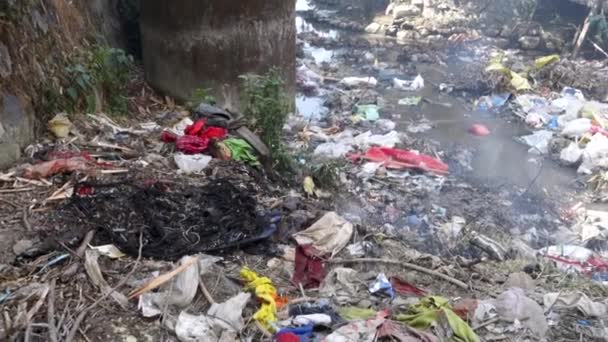 Nisan 2022 Dehradun Uttarakhand Hindistan Plastik Toksik Atıklarla Dolu Bir — Stok video