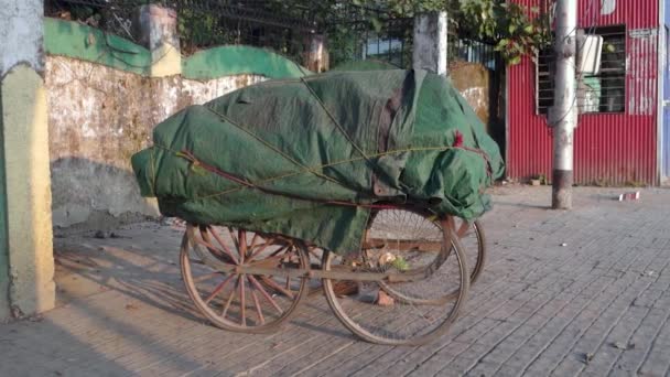 Придорожная Повозка Завернутая Ручную Тележку Уттаракханд — стоковое видео