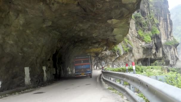 August 2023 Himachal Pradesh Indien Fahrzeuge Die Auf Den Höhenautobahnen — Stockvideo