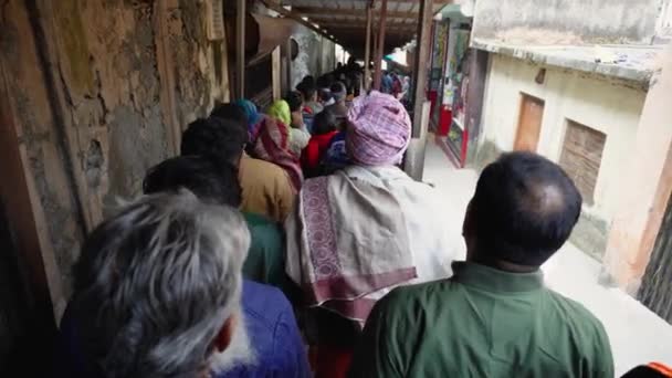 Února 2024 Rishikesh Uttarakhand India Shivratri Oddaní Fronta Chrámu Neelkanth — Stock video