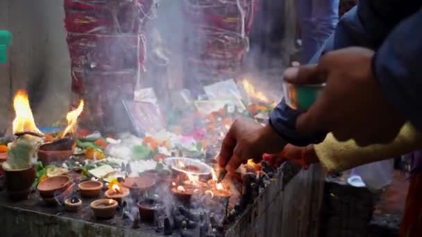 Febrero 2024 Rishikesh Uttarakhand India Devoción Shivratri Rituales Ofrendas Hindúes — Vídeo de stock