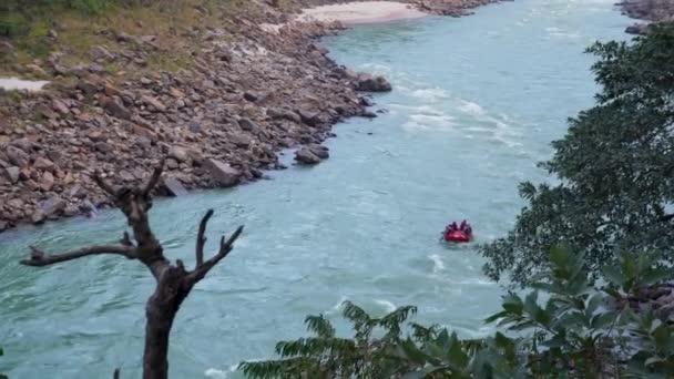 Fevereiro 2024 Rishikesh Uttarakhand Índia Ganges Adventure Expedição Emocionante Rafting — Vídeo de Stock