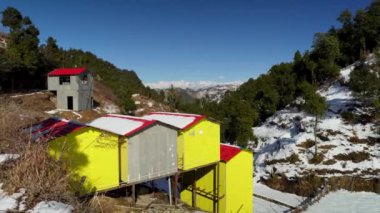 Mussoorie 'de Kar yağışı: Kış' ın İlk Battaniyesi Tepeler Kraliçesi, Uttarakhand, Hindistan