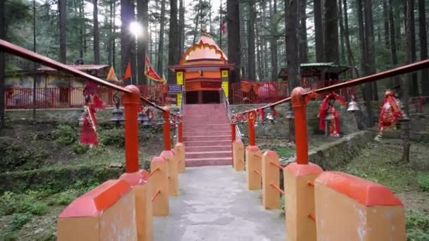 Febrero 2024 Uttarakhand India Templo Tarkeshwar Mahadev Santuario Sagrado Shiva — Vídeo de stock