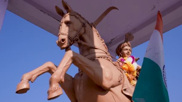 2024 Uttarakhand Indien Statue Von Teelu Rauteli Jahrhundert Garhwali Rajput — Stockvideo