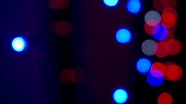 Bokeh balolarına öncülük etti, Diwali 'nin coşkulu ruhunu Uttarakhand, Hindistan' daki bir Hint evinde asılı duran çok renkli LED ışıklarla kutladı..