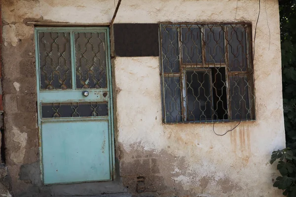 Porta Ferro Janela Casa Velha — Fotografia de Stock