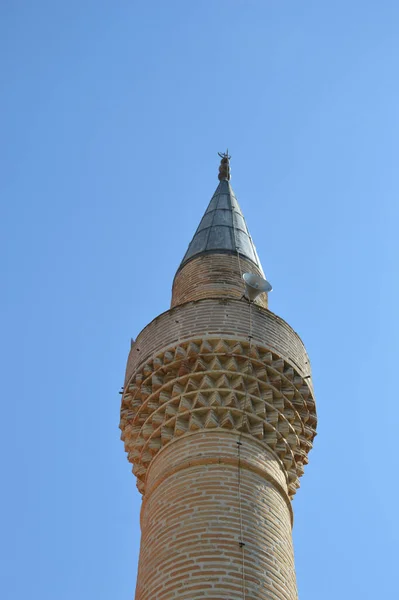 Minarete Que Estende Direção Céu — Fotografia de Stock