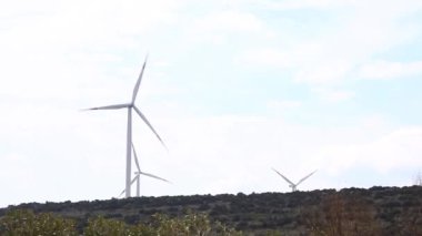 elektrik üreten Rüzgar türbinleri 