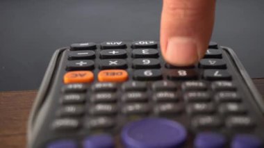 Vergiler Para ve Hesaplayıcı ile Hesaplanıyor 