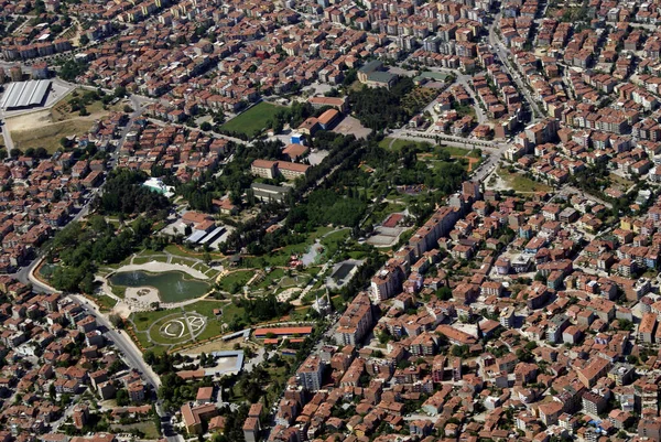 Şehir merkezindeki binaların havadan görüntüsü      