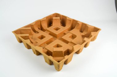 Geri dönüştürülmüş kağıttan yapılmış sanayi taşımacılığı kutuları