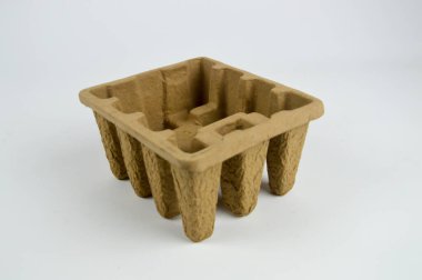 Geri dönüştürülmüş kağıttan yapılmış sanayi taşımacılığı kutuları