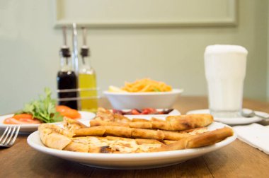 Türk pidesi ve ayran