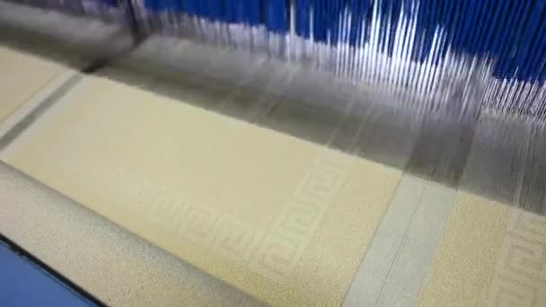 Modern Automatisch Textielweefgetouw — Stockvideo