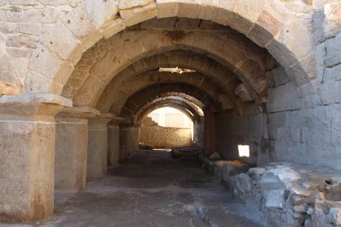 Şehir antik Tripolis şehrinin kazılarından gün ışığına çıkarıldı.