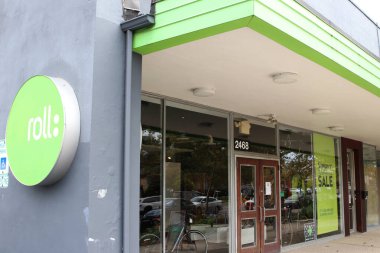 Columbus, Ohio-ABD 14 Temmuz 2019: Şehir / banliyö bisikletlerinden, yol, tur ve macera özel bisikletlerine kadar. Yuvarlak, bisikletlerin çok çeşitli ve kişiselleştirilmesini sunar.