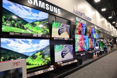 Columbus Ohio 5 Aralık 2023 Büyük Ekran Televizyonları.