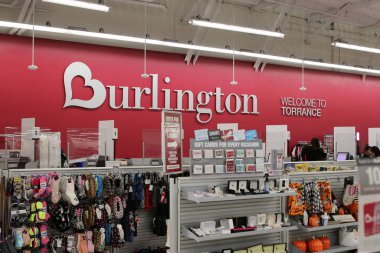 Dublin, Ohio-ABD 5 Kasım 2019: Burlington, Burlington Coat Factory olarak bilinen, ABD 'li indirimli satış mağazası..