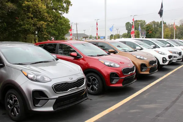 Lancaster, Ohio 5 Ekim 2020 Lancaster bayiliğinden Kia.