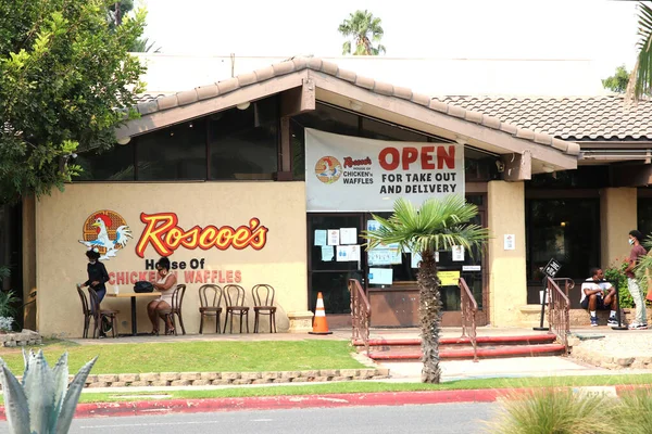 Los Angeles CA 25 Haziran 2018 Roscoe Tavuk ve Waffle Restoranı 