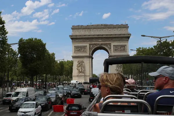 Paris Frankrike Juli 2023Turist Ridning Dubbeldäckare Buss Tar Sightseeing Berömda — Stockfoto