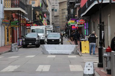New Orleans Los Angeles 14 Şubat 2025 New Orleans Bariyerleri kurbanların bir sürücü tarafından ezildiği Yeni Yıl Trajedisi ışığında kuruldu..