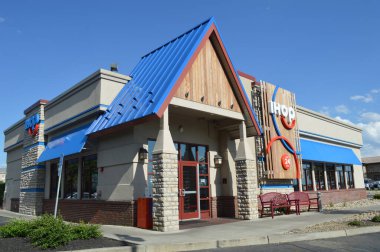Columbus, Ohio / ABD 24 Temmuz 2017: Uluslararası Krep Evi. IHOP bir Restoran Zinciri Kahvaltı ve Akşam Yemeği Varyasyonları Sunuyor