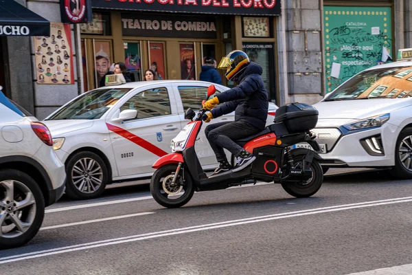 Electric Motorcycle Company Acciona Rent Minute Driven Gran Street Madrid 로열티 프리 스톡 사진