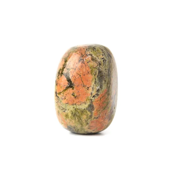 Минеральный Природный Полудрагоценный Камень Унакит Изолированный Белом Фоне Геология — стоковое фото