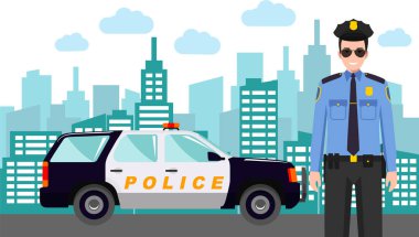 Genç Şirin Gülümseyen Polis Memuru Polis Arabası ve Modern Şehir Tarzı ile Üniformalı.