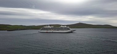 Birleşik Kingdome lerwick 19 Haziran 2024 Viking Venüs yolcu gemisi okyanusta yelken açıyor..
