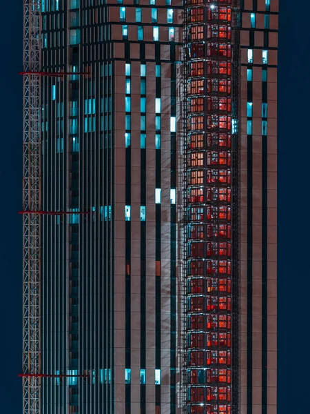 Ένας Πανύψηλος Ουρανοξύστης Στο Γκέτεμποργκ Της Σουηδίας Στέκεται Ημιτελής Και — Φωτογραφία Αρχείου