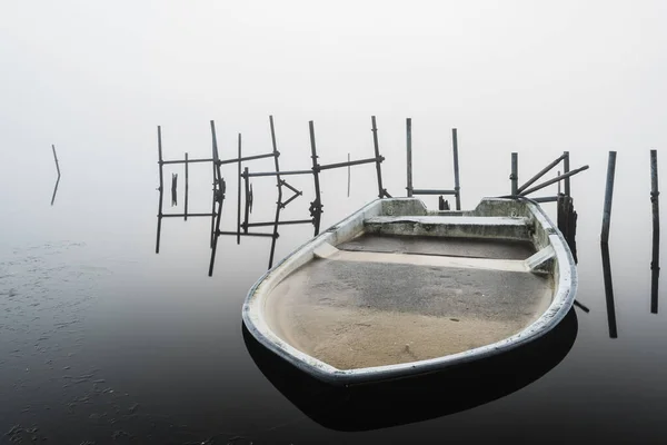 Boat Filled Ice Misty Lake — Stock Photo, Image