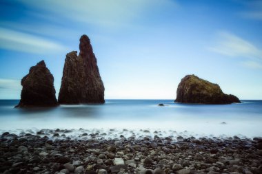 Denizde deniz yığınları, Madeira