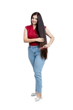 Hint Latin kızın vücut portresi saç fırçası, saç fırçası, güzellik ve saç bakımı konsepti.