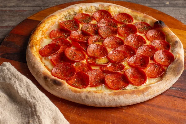 Pizza Pepperoni Brasil Chamada Pizza Calabresa — Fotografia de Stock