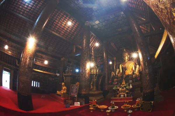 Phrachao Thongsuk Het Het Belangrijkste Boeddha Beeld Meditatie Houding Binnen — Stockfoto