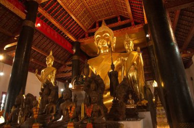 Luang Phor Tor, Wat Visounarath 'daki kilisenin ana altın Buda' sıdır ve bu şehirdeki en büyük Buda 'dır. Tapınak aslında 1512 yılında inşa edilmiştir. Laos Tapınağı 'nın en eski mimarisini temsil ediyor. Laos' un Luang Prabang Eyaleti 'nde yer alıyor..
