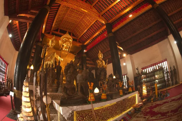 Luang Phor Tor Adalah Buddha Emas Utama Gereja Wat Visounarath — Stok Foto