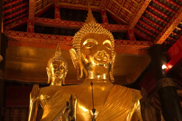 Luang Phor Tor Belangrijkste Gouden Boeddha Van Kerk Wat Visounarath — Stockfoto