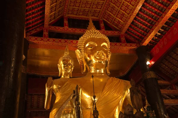 Luang Phor Tor Arany Buddha Templom Wat Visounarath Legnagyobb Buddha — Stock Fotó