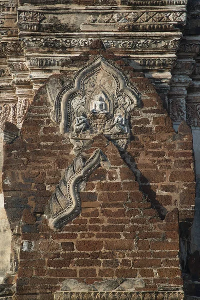 Wzór Sztukaterii Przyczółku Krawędzi Drzwi Wejściowych Phra Prang Wat Nakhon — Zdjęcie stockowe