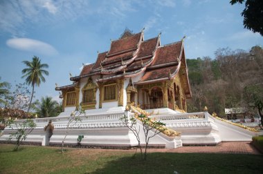Haw Phra Bang, Phra Bang Buddhalawan veya Phra Bang 'in bulunduğu yerdir. Bu Lan Xang Krallığının önemli bir Buda görüntüsüdür. Laos 'un kuzeyindeki Luang Prabang Müzesi' nin içinde..