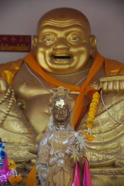 Phra Sangkajai Glimlachend Gelukkig Boeddha Guanyin Boeddha Standbeeld Bij Wat — Stockfoto