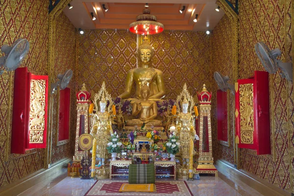 Der Amtierende Sitzende Buddha Der Kirche Damit Die Touristen Dem — Stockfoto