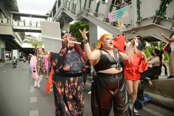Bangkok Thailandia Giugno 2023 Veduta Vari Partecipanti Che Celebrano Strada — Foto Stock