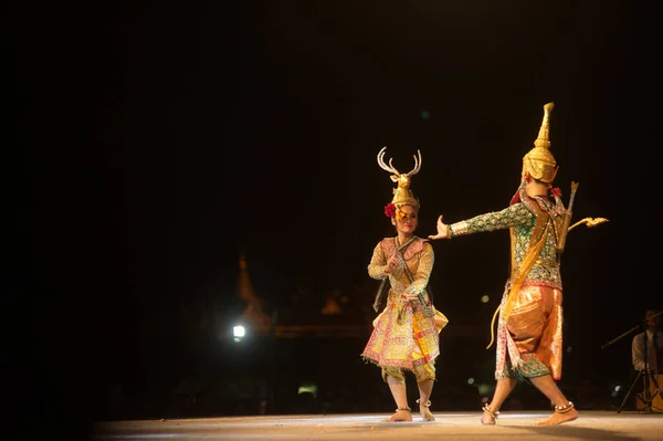 Бангкок Тайланд Апреля 2014 Года Неопознанная Красивая Драматическая Танцевальная Пьеса — стоковое фото