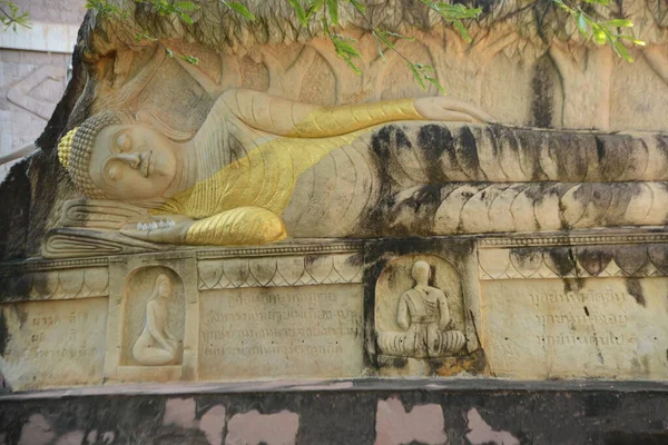 Reclining Imagini Buddha Gresie Decorate Piatra Wat Phuttha Nimit Sau — Fotografie, imagine de stoc